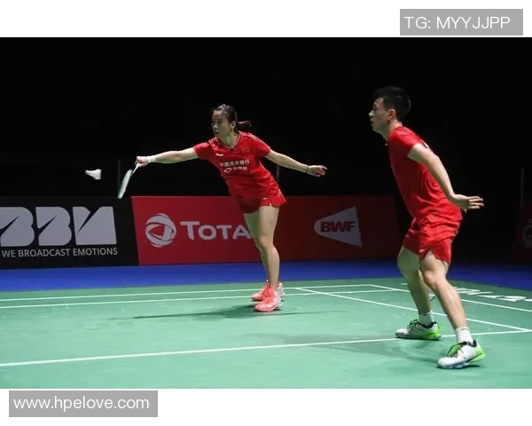 成都羽毛球队与武汉羽毛球队速度对决赛后分析与总结